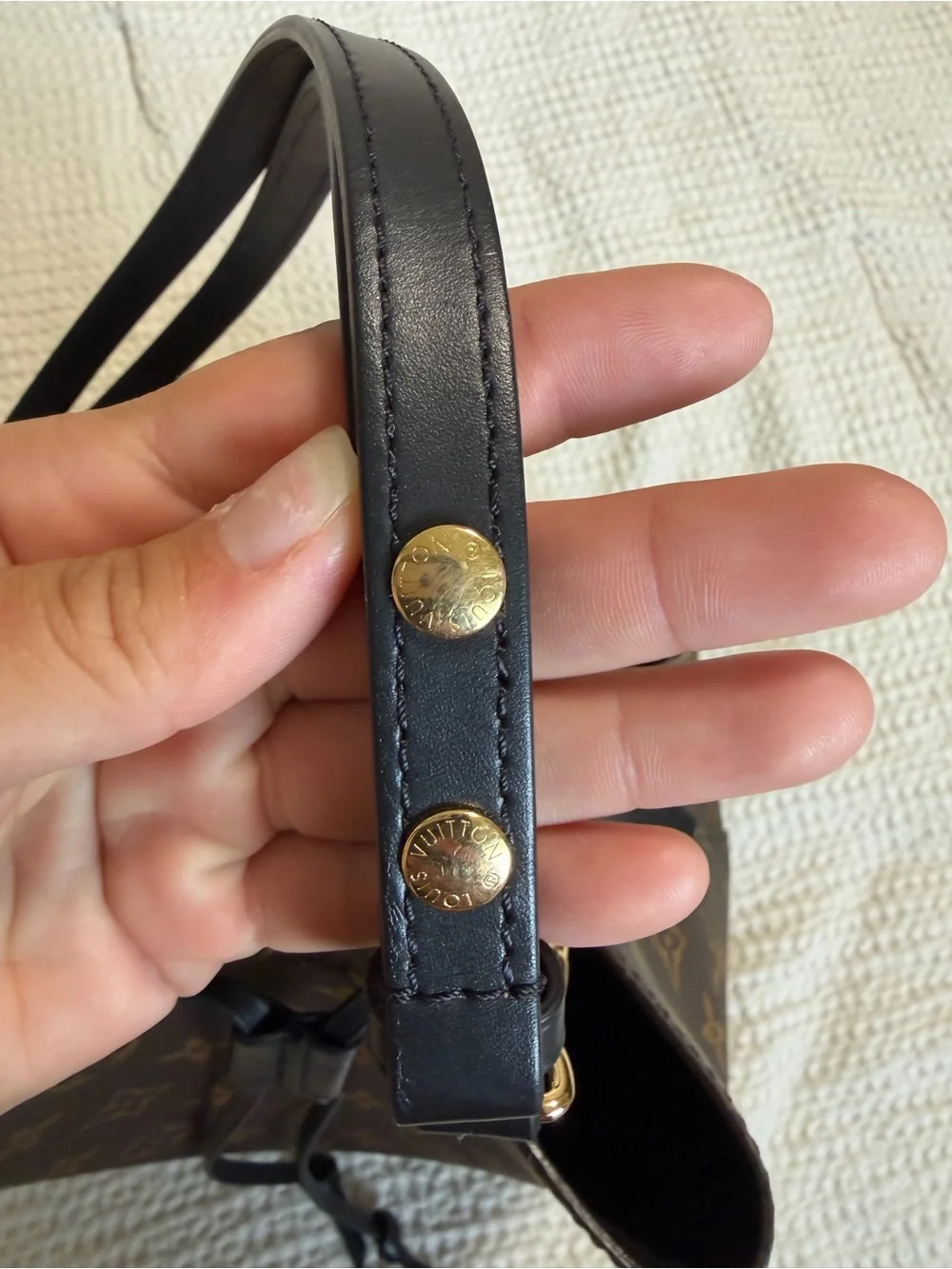 Louis Vuitton Monogram NoeNoe MM Brown Bucket Drawstring Bag with Black Trim